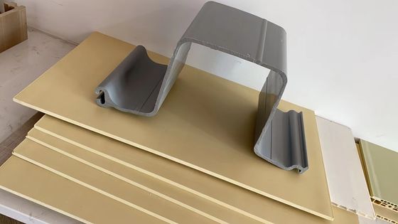 3Cr17 폼 소재 장기적인 침식 통제 풍경 조립을 위한 PVC 엽재