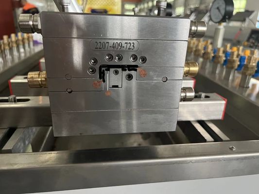 실내 3Cr17 폼 재료 프로필 폼 사용자 지정 생산을위한 진압 폼