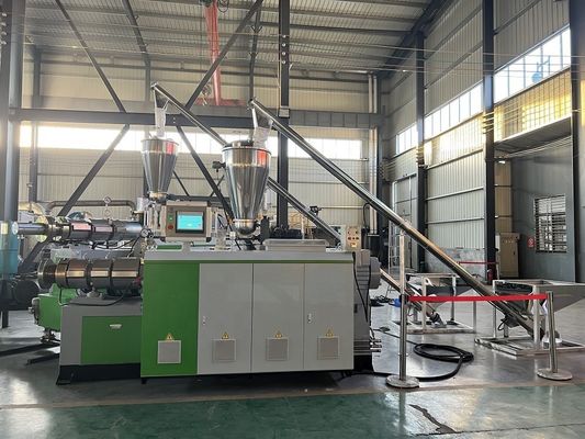 외관 데킹 WPC 나무 플라스틱 복합 바닥 extruder 만드는 기계 사용자 정의