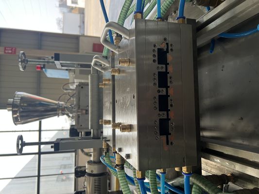 목재 플라스틱 WPC 외출 폼을 위해 바닥 너비 150mm 생산 라인