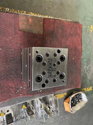오토캐드 설계 UPVC 프레임 도구 바닥 폼핑 및 벽 패널 플라스틱 클레이딩