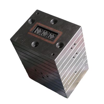 1 홀리 WPC PVC 파이프 WPC PE PP 프로파일 진압 다이 디자인 고객 크기에 대한 곰팡이