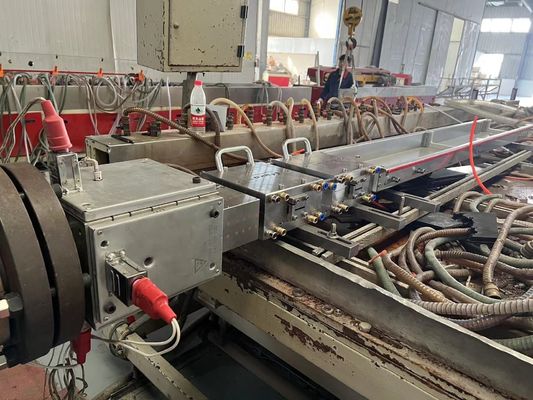 3CR17 PE 목재 곰팡이에 사용되는 재료