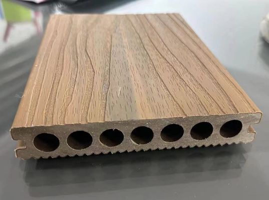 전문적인 디자인과 판매 후 지원과 함께 PE WOOD 플라스틱 진압 폼