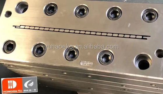 은 필리핀 래미네이트 De Pvc Para Walles 2X4 천장 패널 Techo De Raso Pvc Cielo 플라스틱 곰팡이