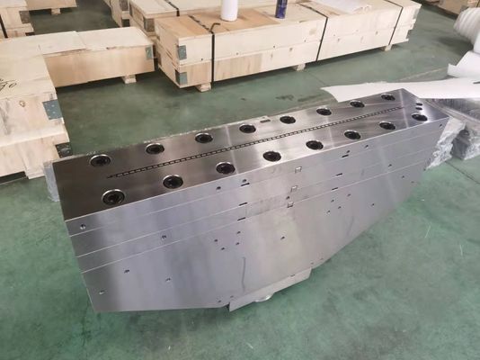 은 WPC 벽 패널 800mm 및 진압 폼 형성 모드와 PVC 셀 폼