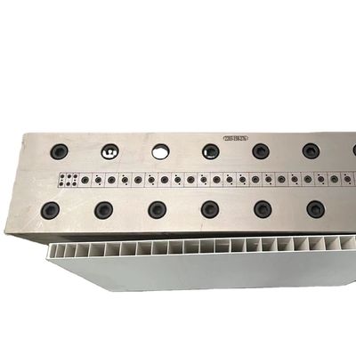 3CR17 인테리어 패널을 위한 폼 재료 UPVC 홀리 래치 플레이트 및 도어 플레이트