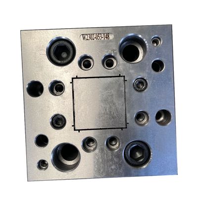 창문 및 문 모양의 필요를 위해 AutoCAD 설계 된 PVC 프로필 진압 폼