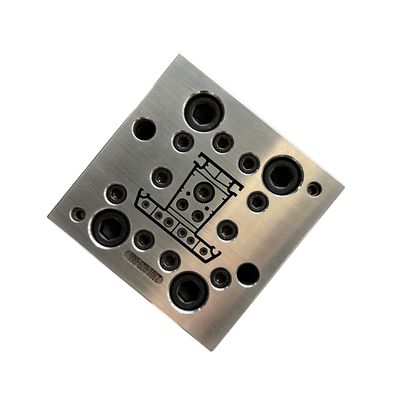 사용자 지정 UPVC 유리 진주 폼 PVC 추출 프로필 창문 백만 Sash 프레임