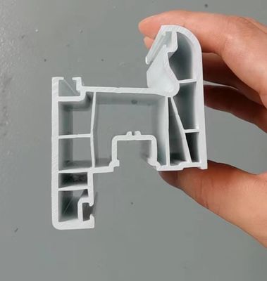 1 하위 PVC UPVC 프로필 extruder 머신 폼
